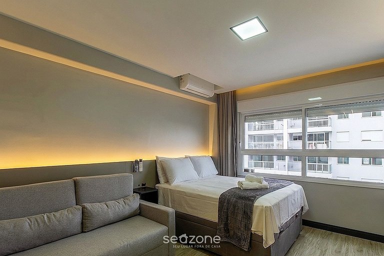Studio em Cond. c/ Piscina em POA CJG1212