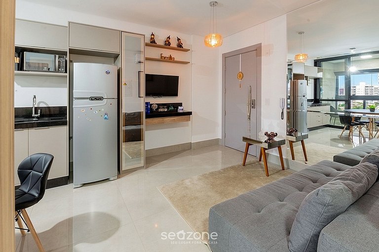 Apto. em Cond. c/ Piscina e Vista Cidade VEO0710
