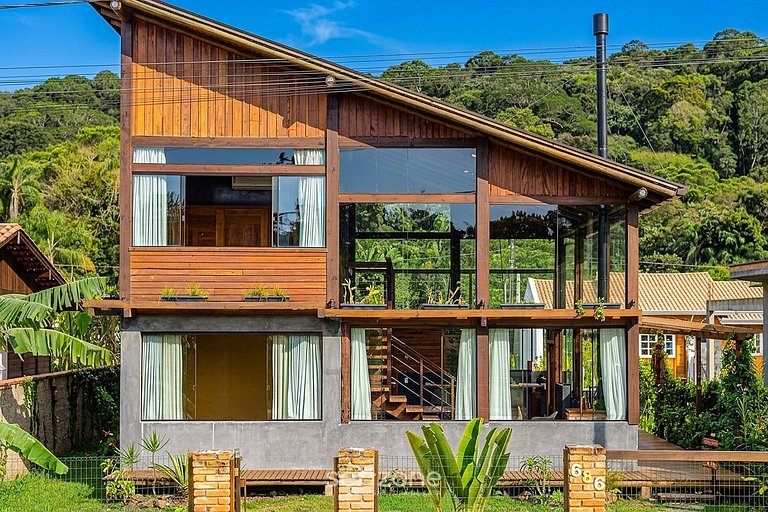 Casa vacaciones: estilo comodidad Bombinhas EMB686