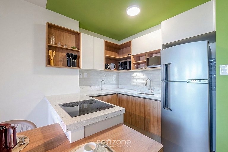 Apto. c/ vista mar prox. da praia TJR0338