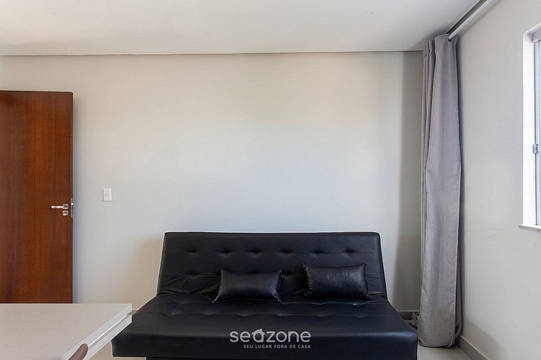 Apto. em Cond. c/ Piscina a 1,3km da Praia RFM0044