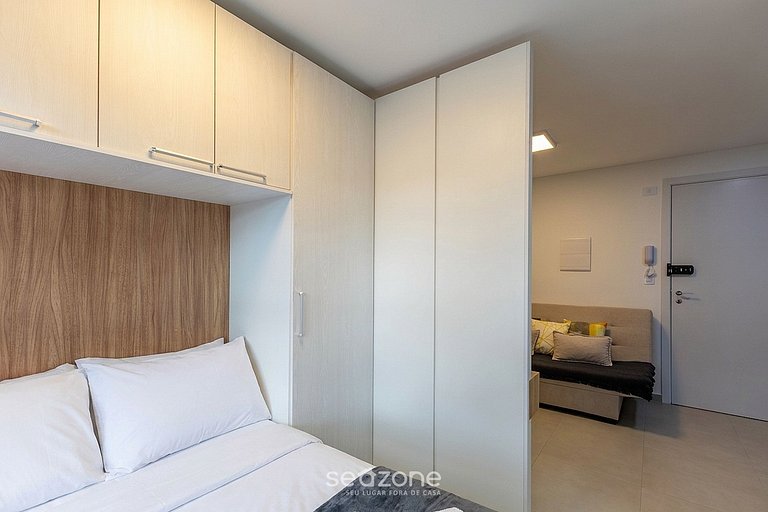 Apto. em Cond. c/ Vista p/ Cidade PLA0403
