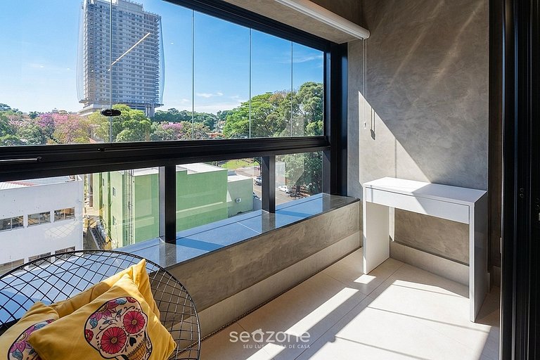 Studio em Cond. c/ Piscina e Vista VEO0503