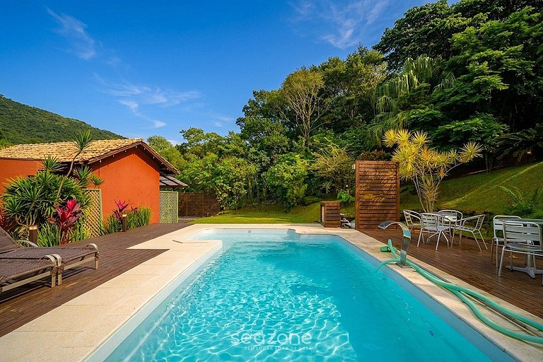 Casa c/churrasq. em pousada c/ piscina MCO0000