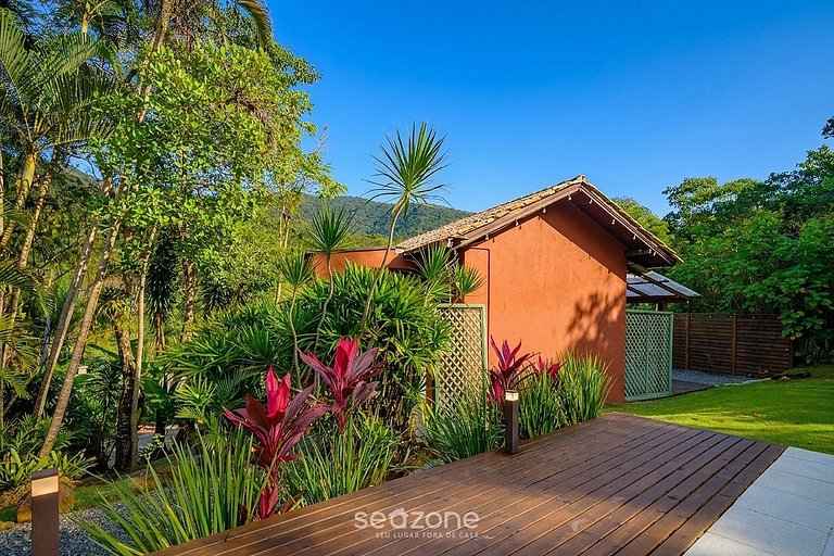 Casa c/churrasq. em pousada c/ piscina MCO0000