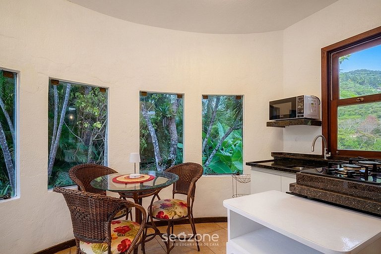 Casa na mata atlântica em cond. privativo MCO0000
