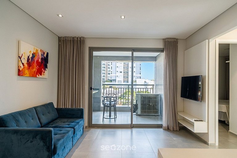 Apartamento em Cond. c/ Piscina e Varanda PLT0027