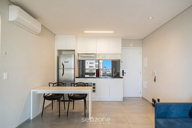 Apt. en Cond. c/ Piscina y Balcón PLT0027