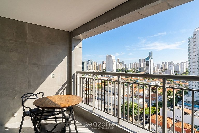 Conforto em Cond. c/ piscina no Tatuapé PLT0115