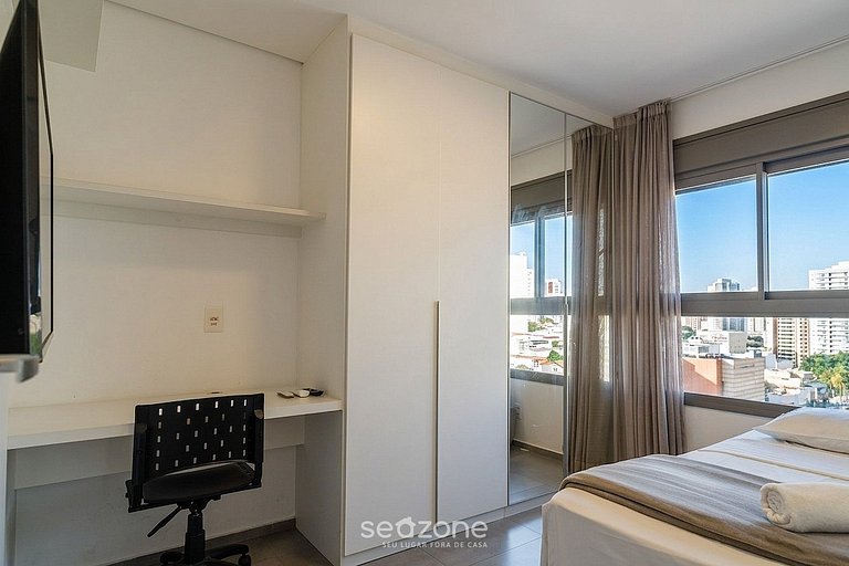 Apartamento em Cond. c/ Piscina no Tatuapé PLT0112
