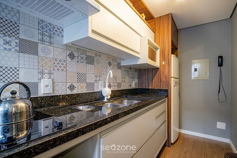Apartamento moderno con garaje en Jurerê MBA0207