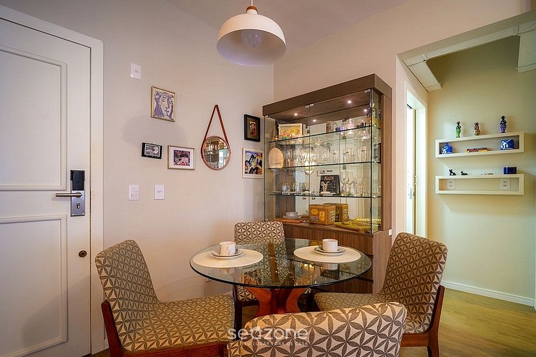 Apartamento moderno con garaje en Jurerê MBA0207