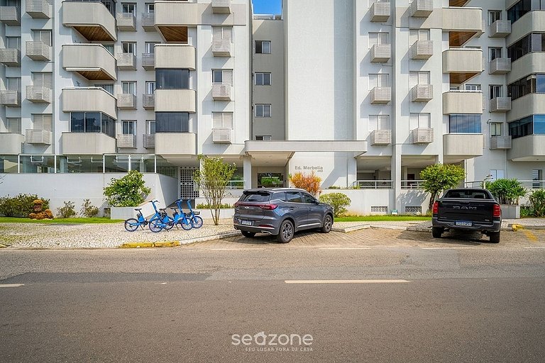 Apto. Moderno c/ garagem em Jurerê MBA0207