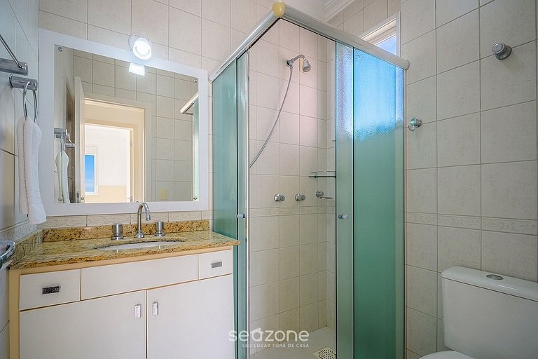 Apto. en condominio frente mar c/ piscina RVG2207