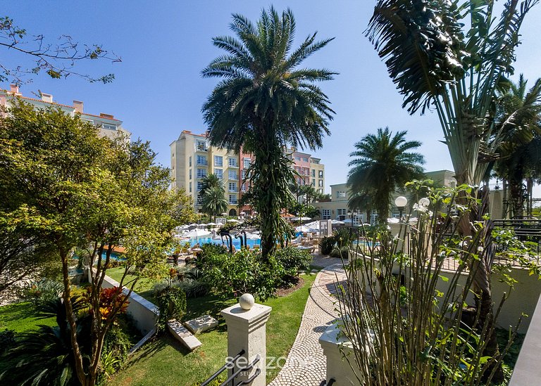 Suite en Condo. c/ Piscina y Vista Cid. ILC2215