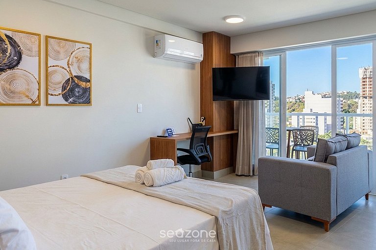Studio c/ Varanda em Cond c/ Piscina MSU1001