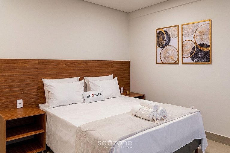 Studio con balcón en cond. con piscina MSU1001