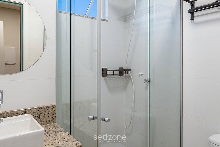 Studio c/ Varanda em Cond c/ Piscina MSU1001