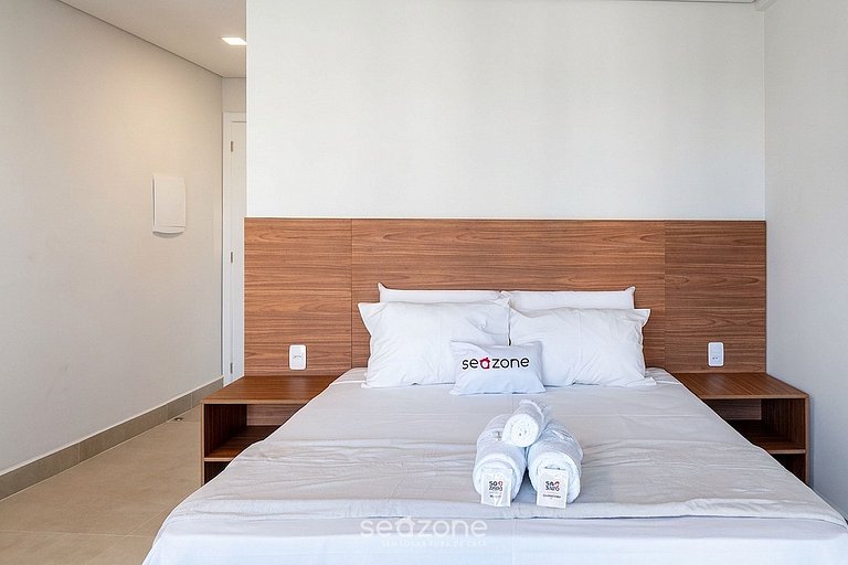 Studio em Cond. c/ Piscina e Academia MSU1201