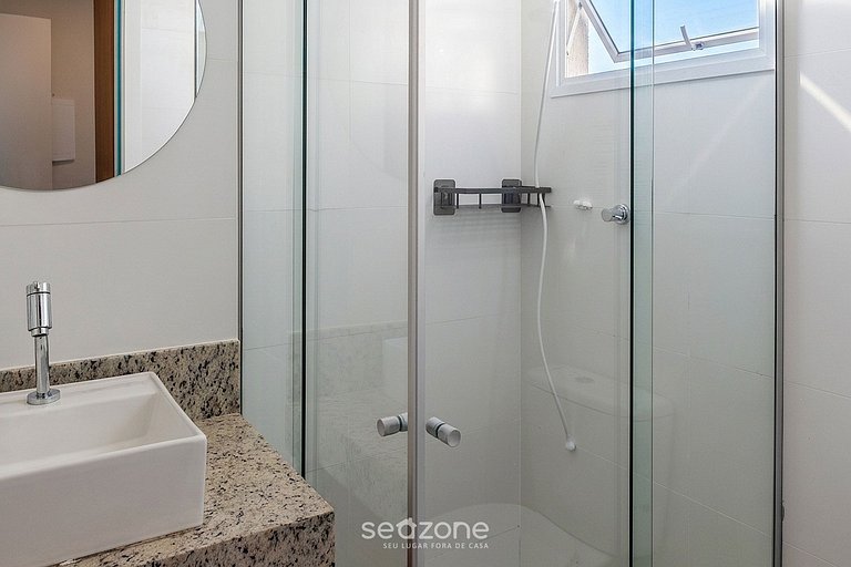 Studio en cond. con piscina y gimnasio MSU1201
