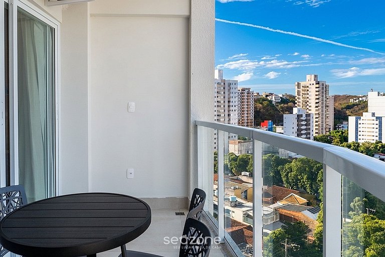 Aconchego c/ Varanda em Cond. c/ Piscina MSU1105