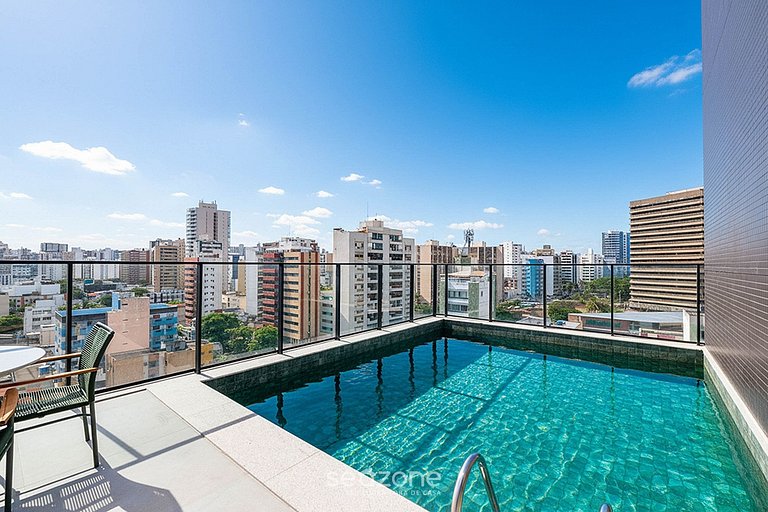 Apto. c/ varanda em Cond. a 270m da Praia HSA0709