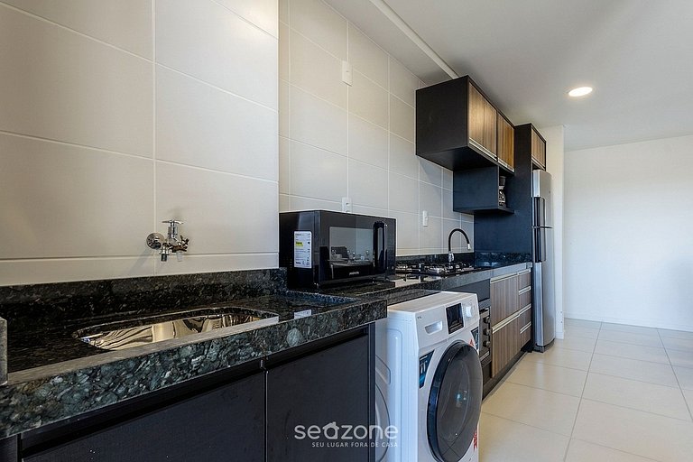 Apart con balcón en cond. con piscina SKL0607