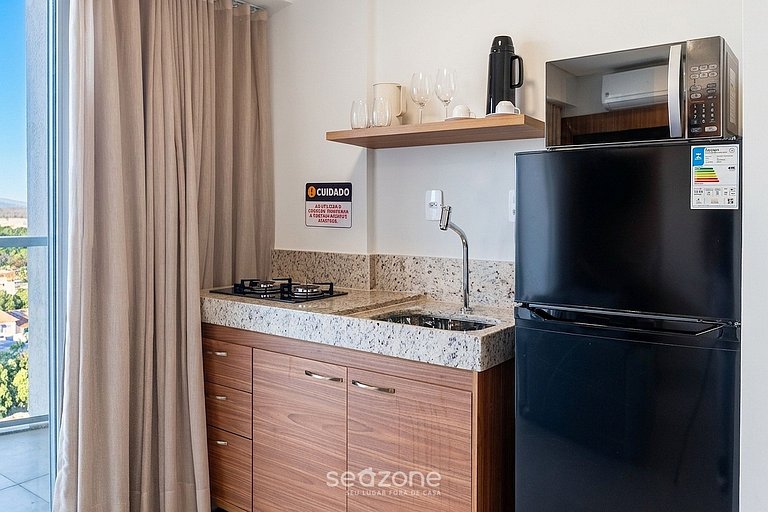Conforto c/ Varanda em Cond. c/ Piscina MSU1202