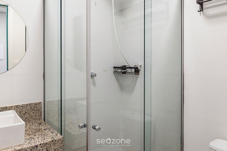 Conforto c/ Varanda em Cond. c/ Piscina MSU1202