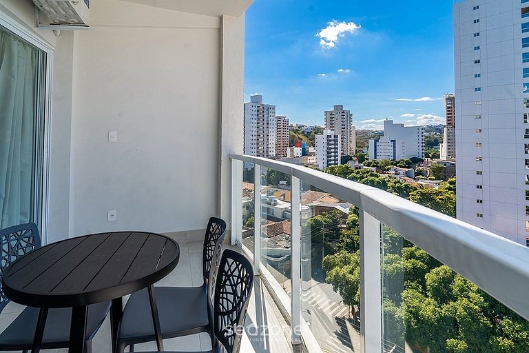 Studio c/ Varanda em Cond. c/ Piscina MSU0804