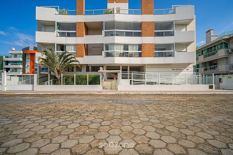 Apto. em Cond. c/ Piscina a 400m da Praia IDP204