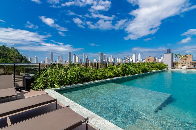 Apto en condo c/ piscina y parrilla priv. TSO0313