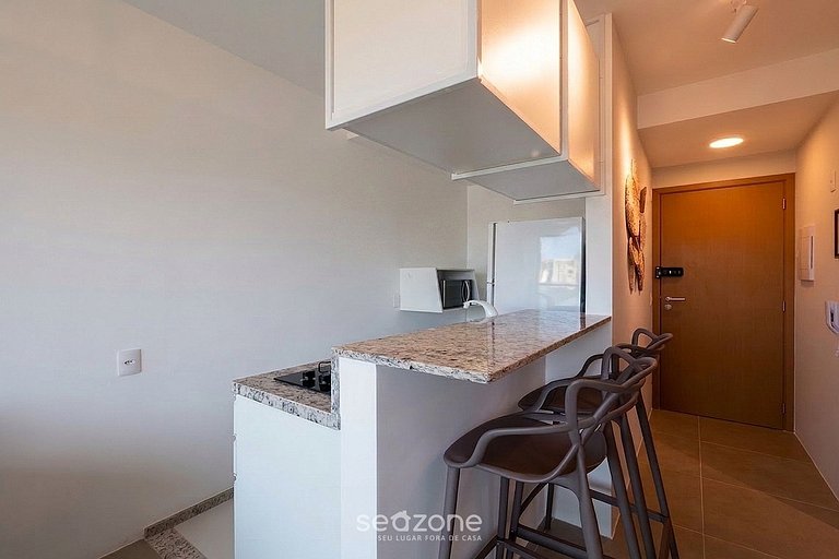 Apto. c/ Balcón en Condo. c/ Piscina APG0203
