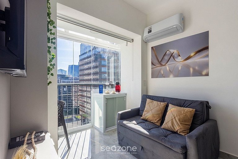 Apto. c/ Balcón en Condo. c/ Piscina VBC1603