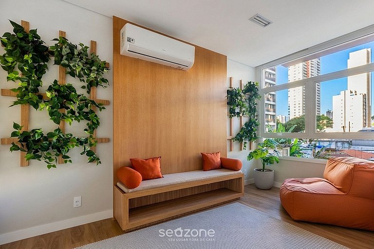 Studio c/ Varanda em Cond. c/ Piscina VBC1603