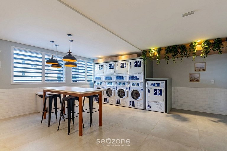 Studio c/ Varanda em Cond. c/ Piscina VBC1603