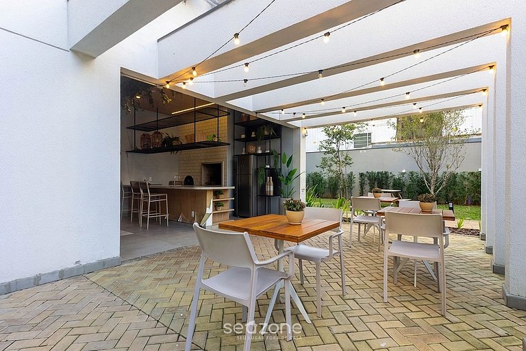 Studio c/ Varanda em Cond. c/ Piscina VBC1603