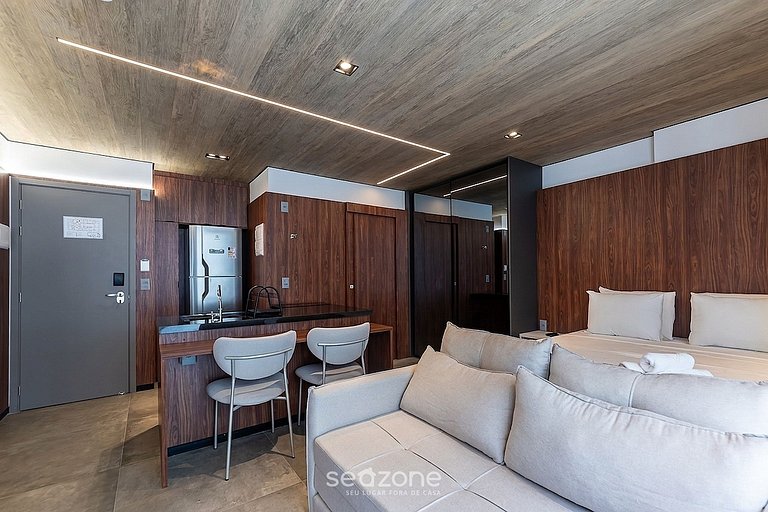 Apto. c/ Balcón y Vista Mar en Condo. NWT1202