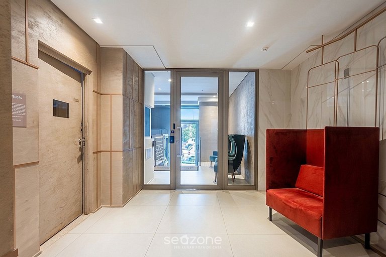 Studio c/ Varanda e Vista Cid. em Cond. GLA0101