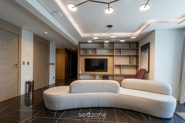 Studio c/ Varanda e Vista Cid. em Cond. GLA0101