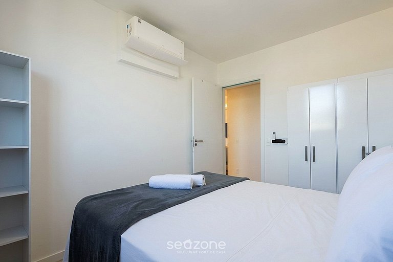 Apt. em Cond. c/ Piscina e Vista Mar SKL1606