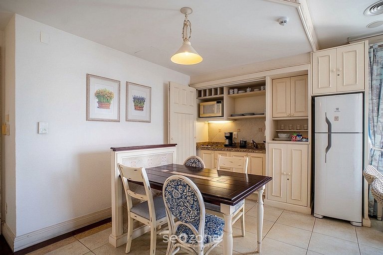 Suite en Condo. c/ Piscina y Vista Cid. ILC2215