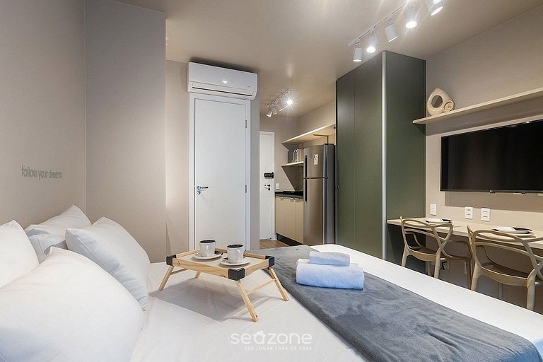 Studio c/ Varanda em Cond. c/ Piscina TCN0509