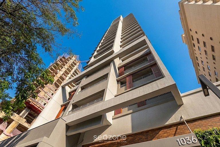 Studio c/ Varanda em Cond. c/ Piscina TCN0509