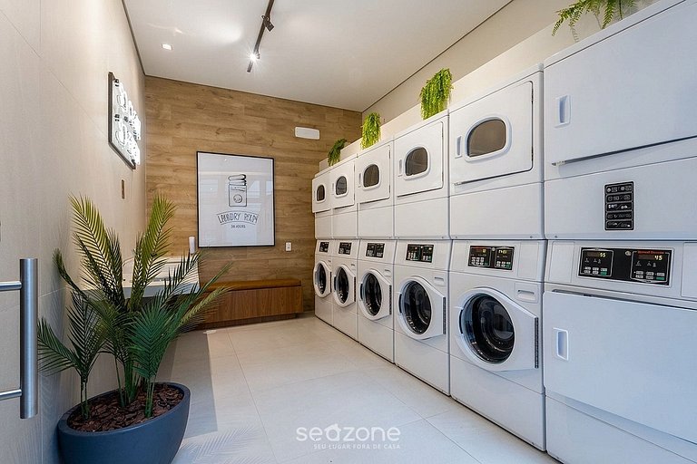 Studio c/ Varanda em Cond. c/ Piscina TCN0509
