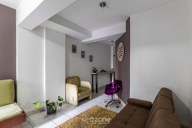 Apto. c/ Varanda e Vista Cid. prox. Shop RYL0804