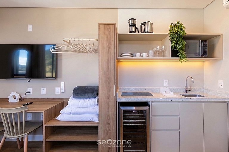 Estudio en Condo. c/ Garaje y Vista Cid. UST0508