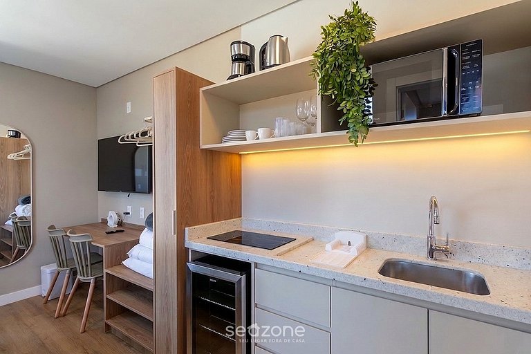 Estudio en Condo. c/ Garaje y Vista Cid. UST0508