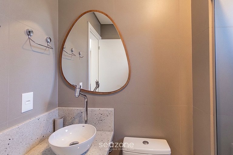 Estudio en Condo. c/ Garaje y Vista Cid. UST0508