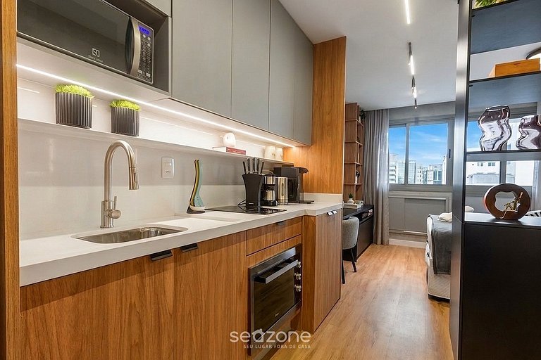 Studio em Cond. c/ Piscina e Vista Cid. BEM1405